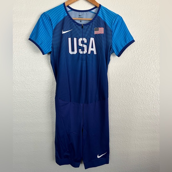 Nike sprint suit top
